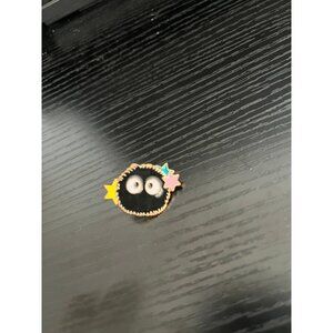 Enamel Pin soot sprite